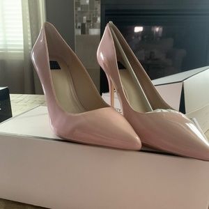 Pink Stilletos